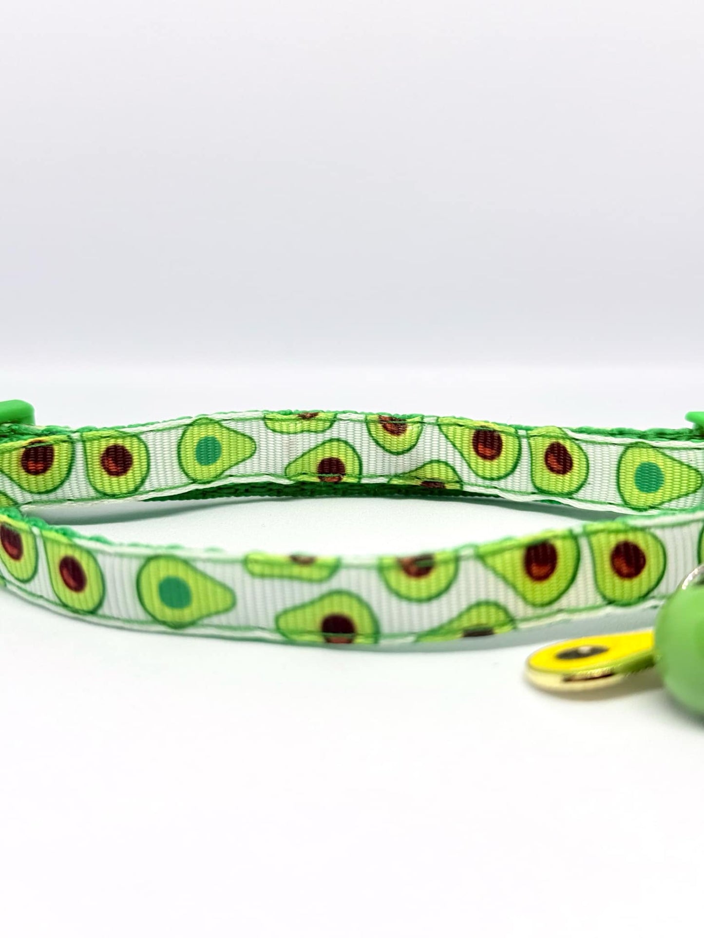 Kačių antkaklis AVOKADO