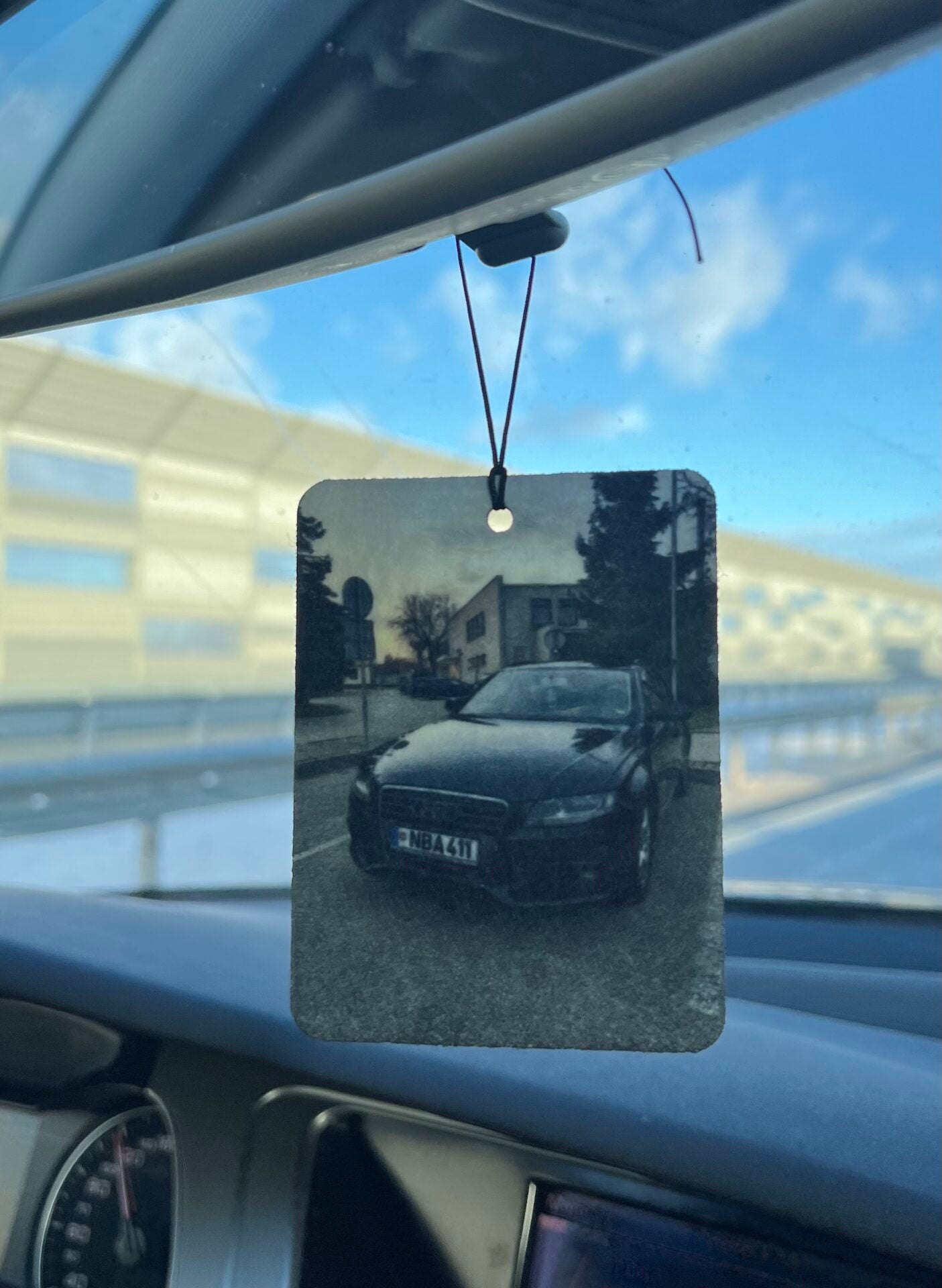 Kvapukas su nuotrauka ir tekstu POLAROID