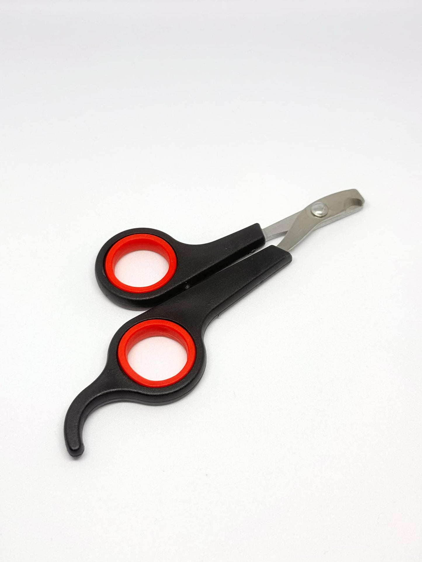 Augintinių nagų žirklutės